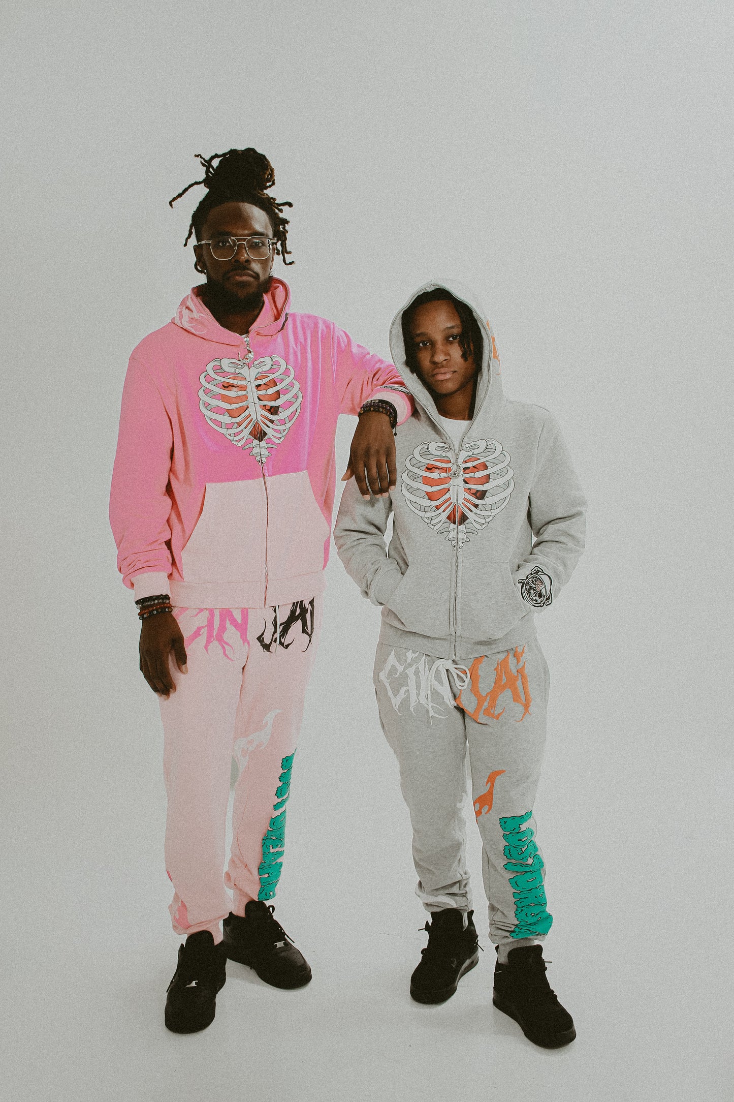 2 Tone Pink  "Caged Heart" Sweats